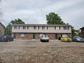 Building Photo - 2124 27th Ave Ct