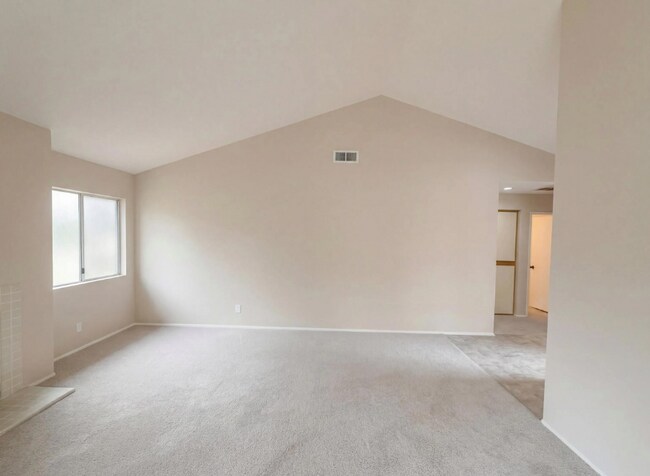 Foto del edificio - 11231 Avenida De Los Lobos