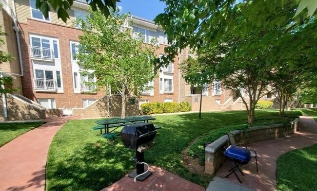 Building Photo - 3953 Picasso Court