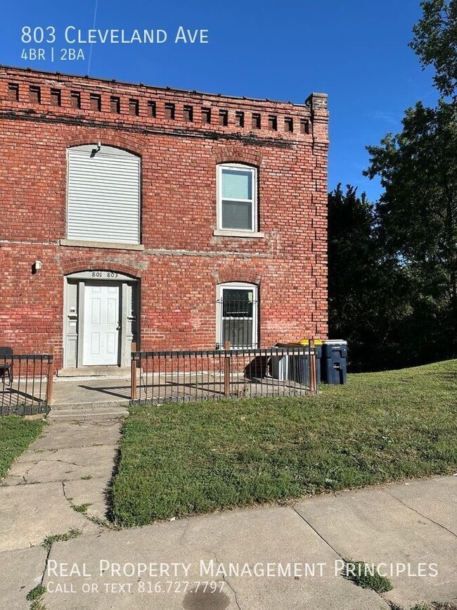 Building Photo - 803 Cleveland Ave.