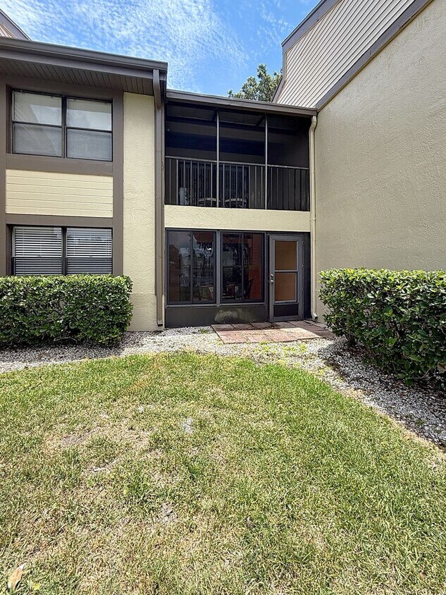 Foto principal - 217 Woodlake Wynde