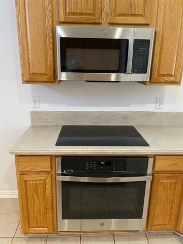 Building Photo - 5033 Enclave Ct