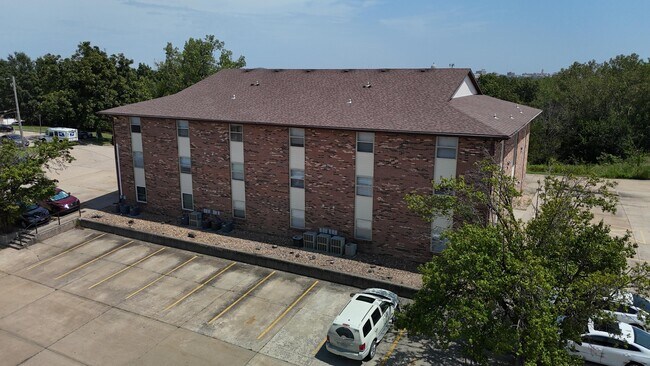 Foto del edificio - 907 Southwest Blvd
