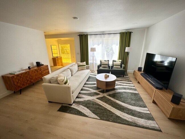 Foto del edificio - 400 S Flower St