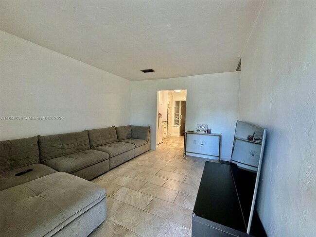 Foto del edificio - 9951 Dominican Dr