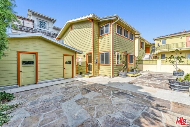 Building Photo - 1134 Euclid St