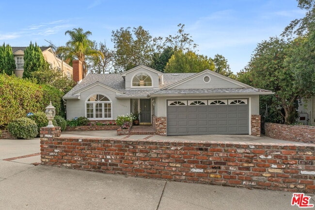 Foto del edificio - 10384 Northvale Rd