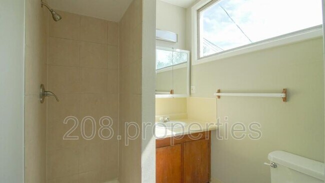 Foto del edificio - 2820 Rose Hill St