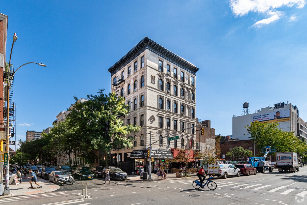 Building photo - 50-54 Second Ave