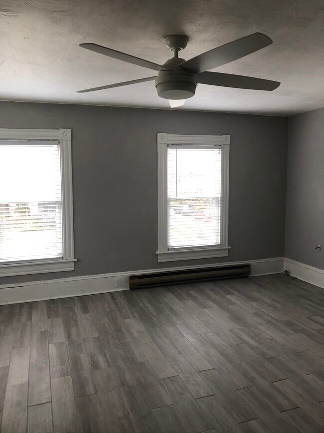 7307 Duval Ave, Gloucester, VA 23061 Townhome Rentals in Gloucester