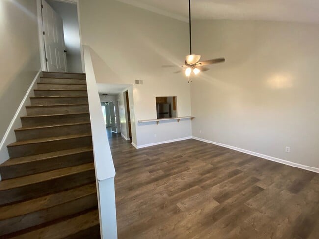 Building Photo - 220 Life Bridges Ln SW