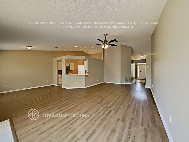 Foto del edificio - 10467 Hallmark Blvd