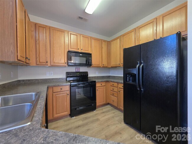 Foto del edificio - 10619 Trolley Run Dr