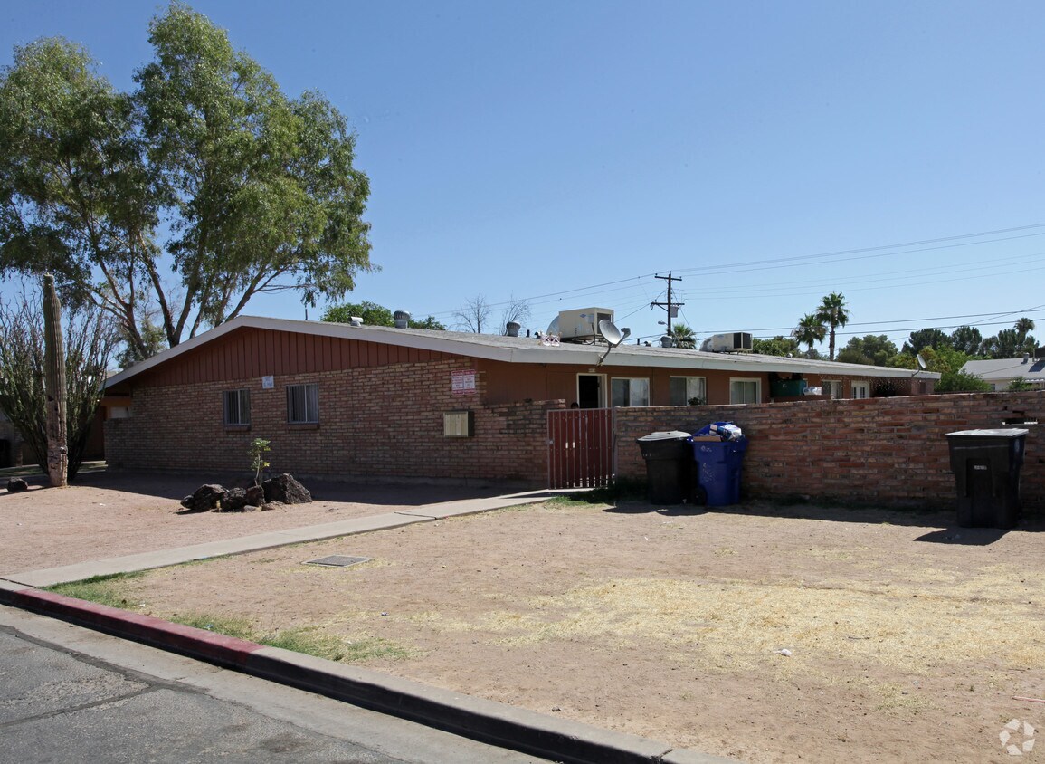 Primary Photo - 507 S Hall
