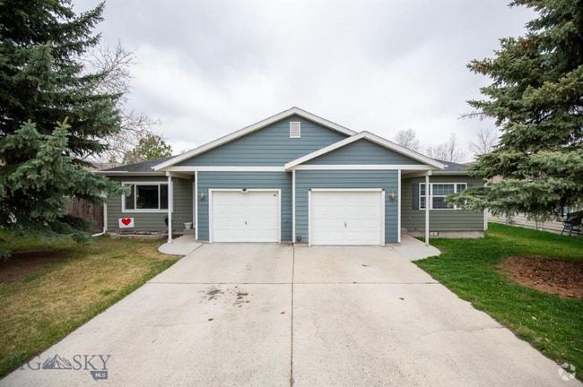 Building Photo - 437 Hunters Way