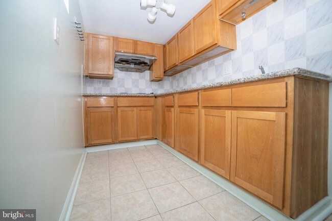 Building Photo - 29 Springton Rd