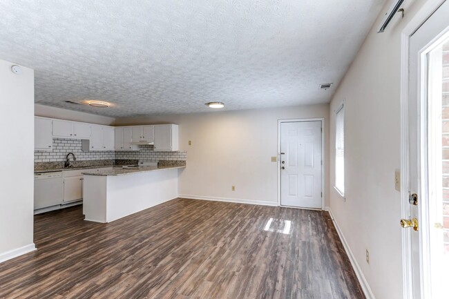 Building Photo - Crown Point Apartments