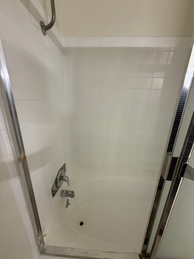 Building Photo - The Cove