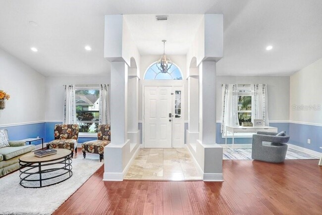 Foto del edificio - 16906 Equestrian Trail