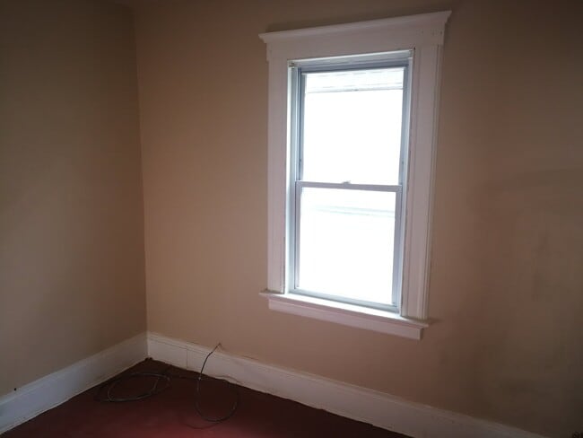 Building Photo - 43 Cherry St