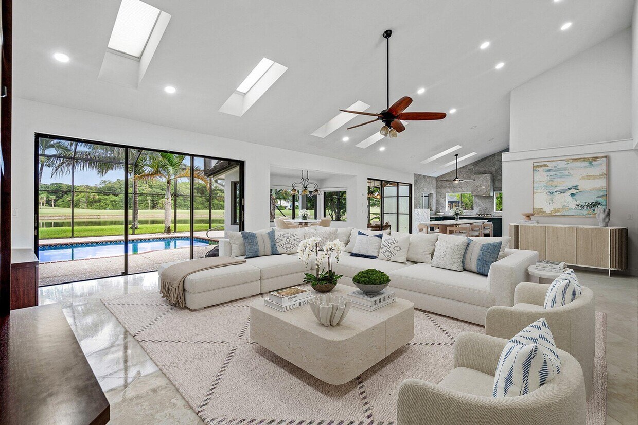 Foto principal - 10391 Boca Woods Ln