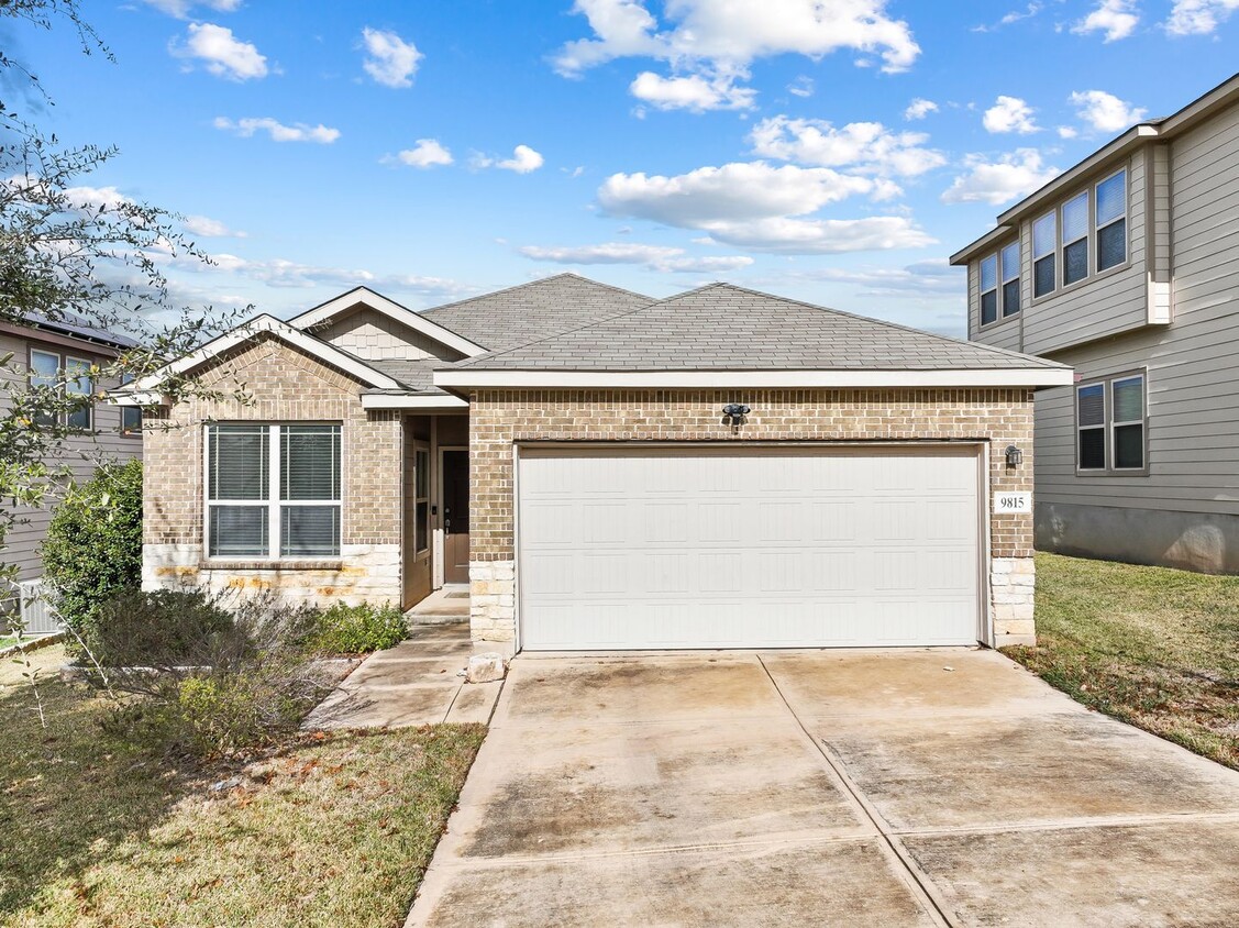 Foto principal - 3 Bedroom/2 Bath Marbach Village Subdivision