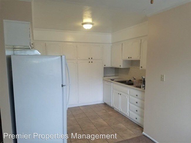 Building Photo - 3 br, 2 bath House - 471 4th Ave, Apt I