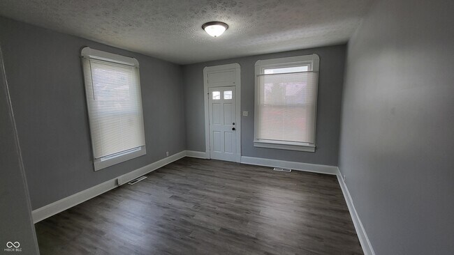 Foto del edificio - 1038 N Tuxedo St