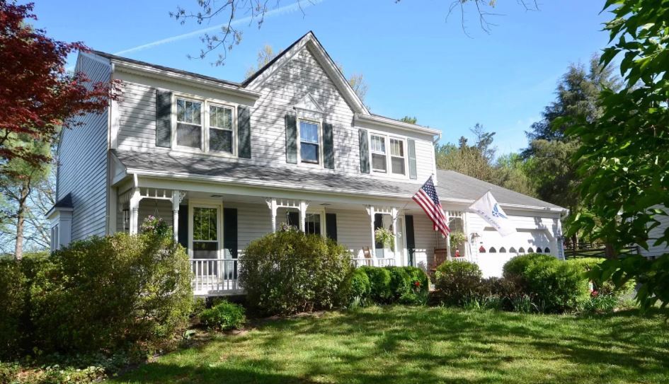 Primary Photo - 7 Clapham Ct