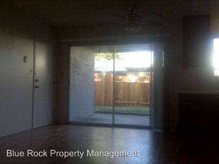Building Photo - 7386 Woodruff Way