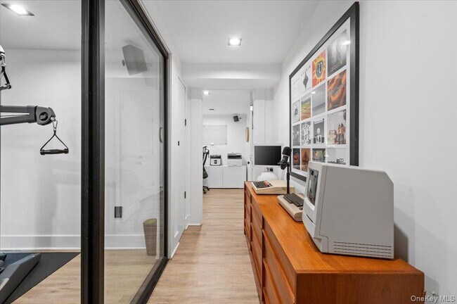 Foto del edificio - 94 Hands Creek Rd
