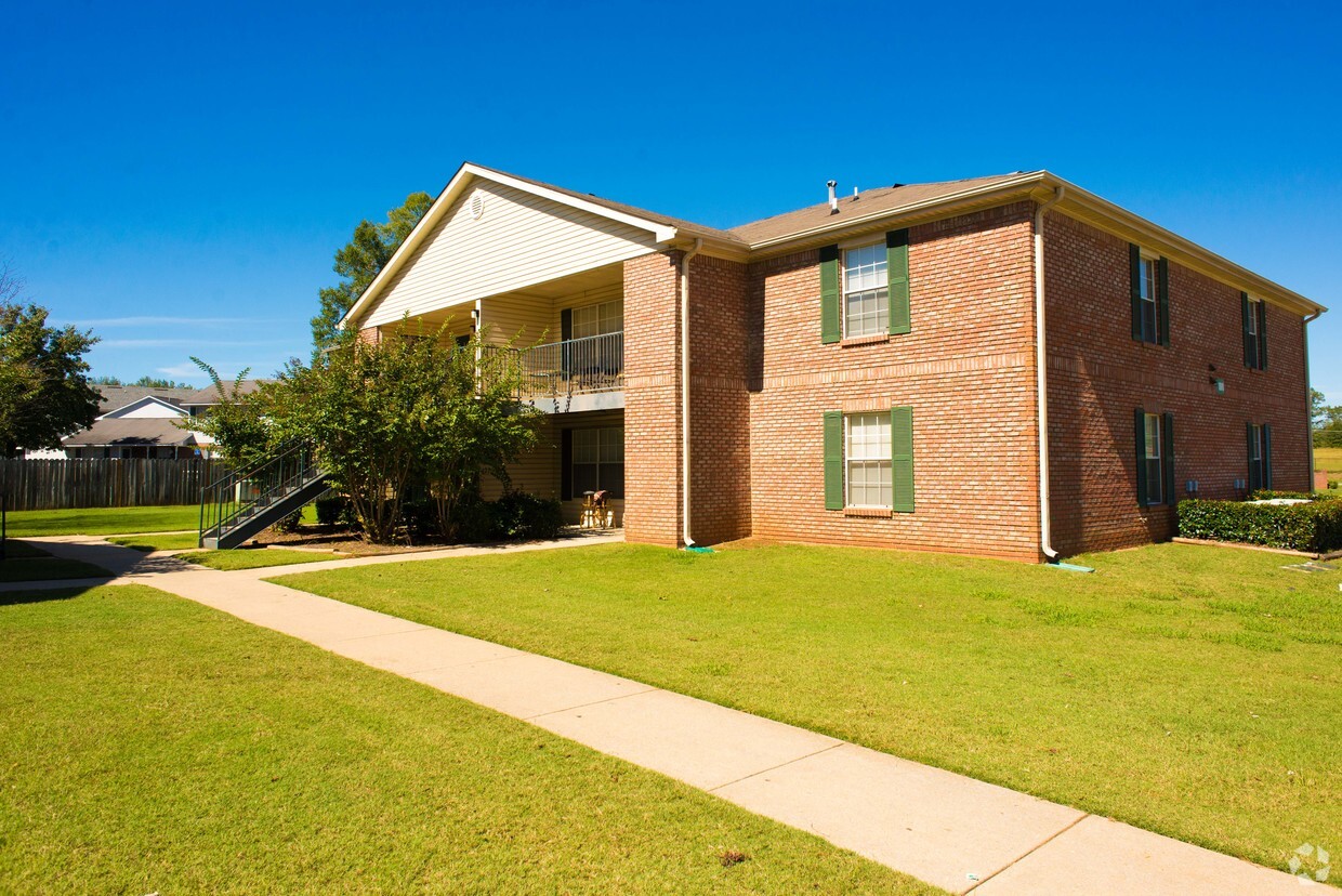 Foto del edificio - Hunter Pointe Apartments