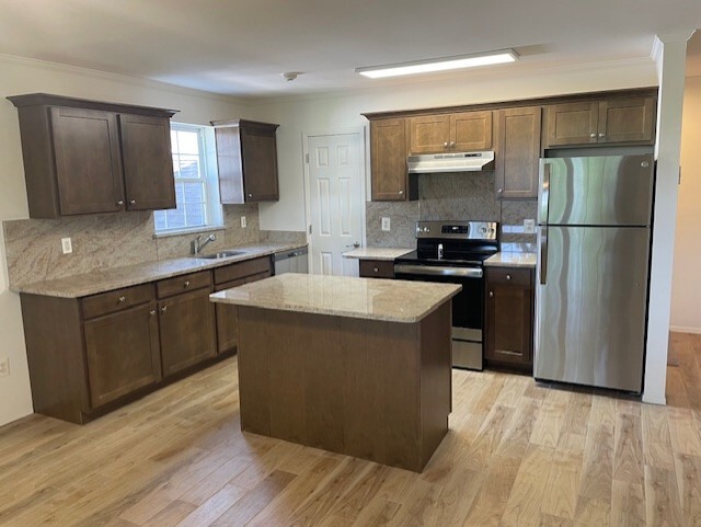 1 BD - Kitchen - Senior Farmingdale Villas 55+