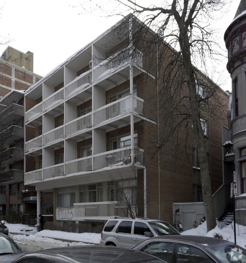 3484 Durocher, Montréal, QC H2X 2E4 Apartments 3484 Durocher Montréal
