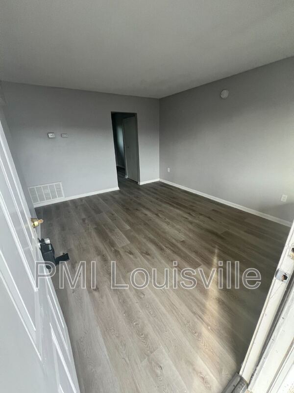 Foto del edificio - 5511 Yucca Ln