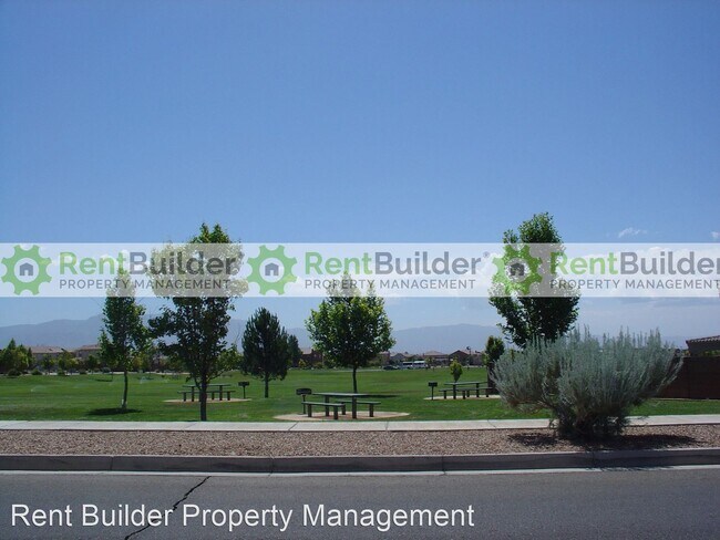 Foto del edificio - 3 br, 2 bath House - 2313 Delfinio Dr. SE