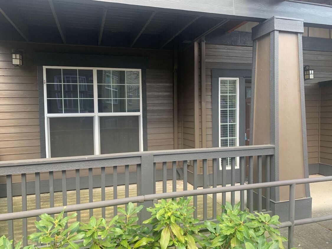 Foto principal - 1100 SW 170th Ave