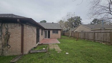 Building Photo - 7222 Northleaf Dr