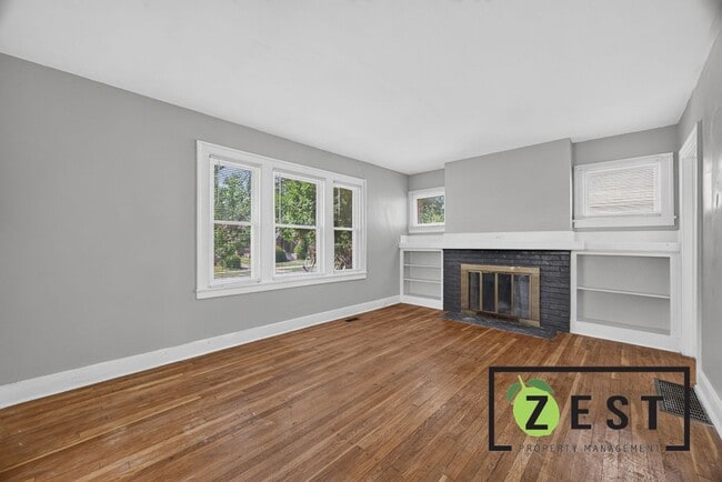 Building Photo - 3496 Courville St