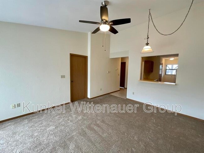 Building Photo - 306 Eagle Ridge