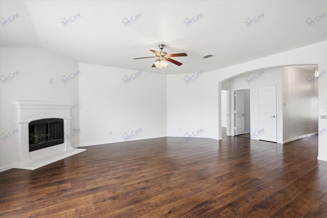 Foto del edificio - 1515 Colgate Dr