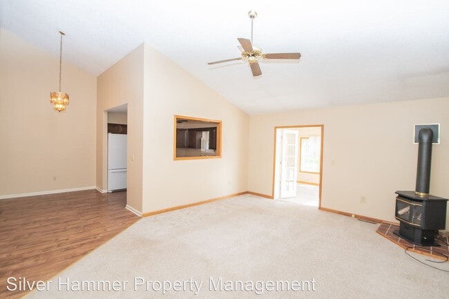 Foto del edificio - 3 br, 1.5 bath House - 2402 Glendale Blvd