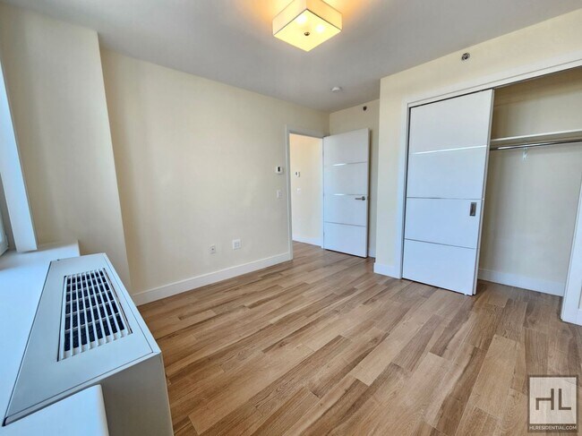 Foto del edificio - Northern Boulevard