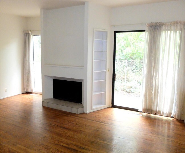 Foto del edificio - 101 S Lake Merced Hills