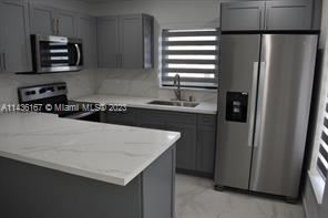 Foto del edificio - 2 br, 2.5 bath House - 6201 SW 138th Ct