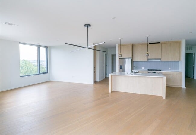 Building Photo - 57 Quincy Shore Dr