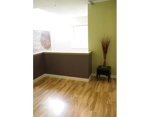 Foto del edificio - 412 Parker St
