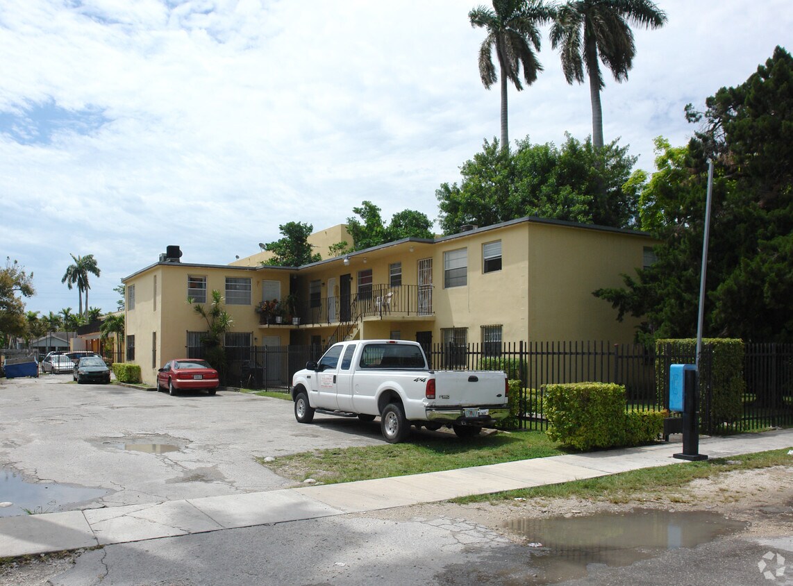 Foto del edificio - 1610 NW 19th St