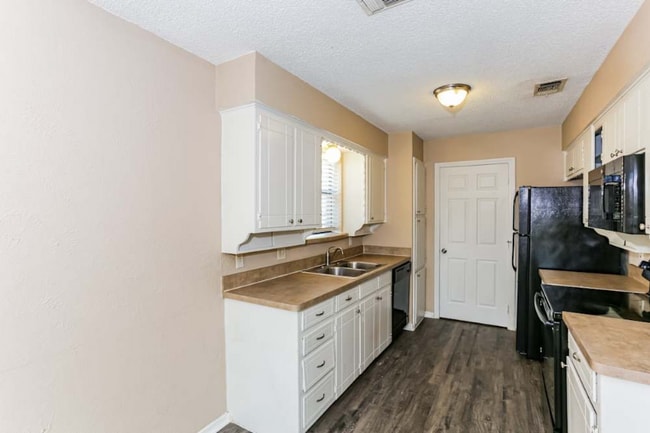 Foto del edificio - 4206 Ticino Valley Ct