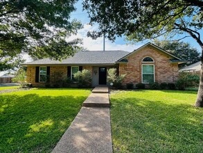 Building Photo - 100 Cross Country Dr